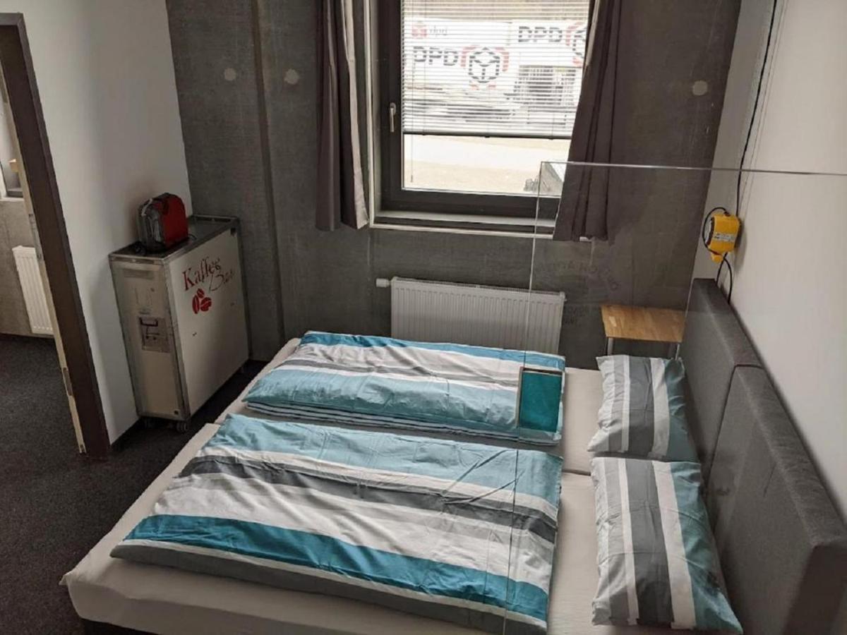 Business-Motel & 24H Selfcheckin Heimsheim Esterno foto