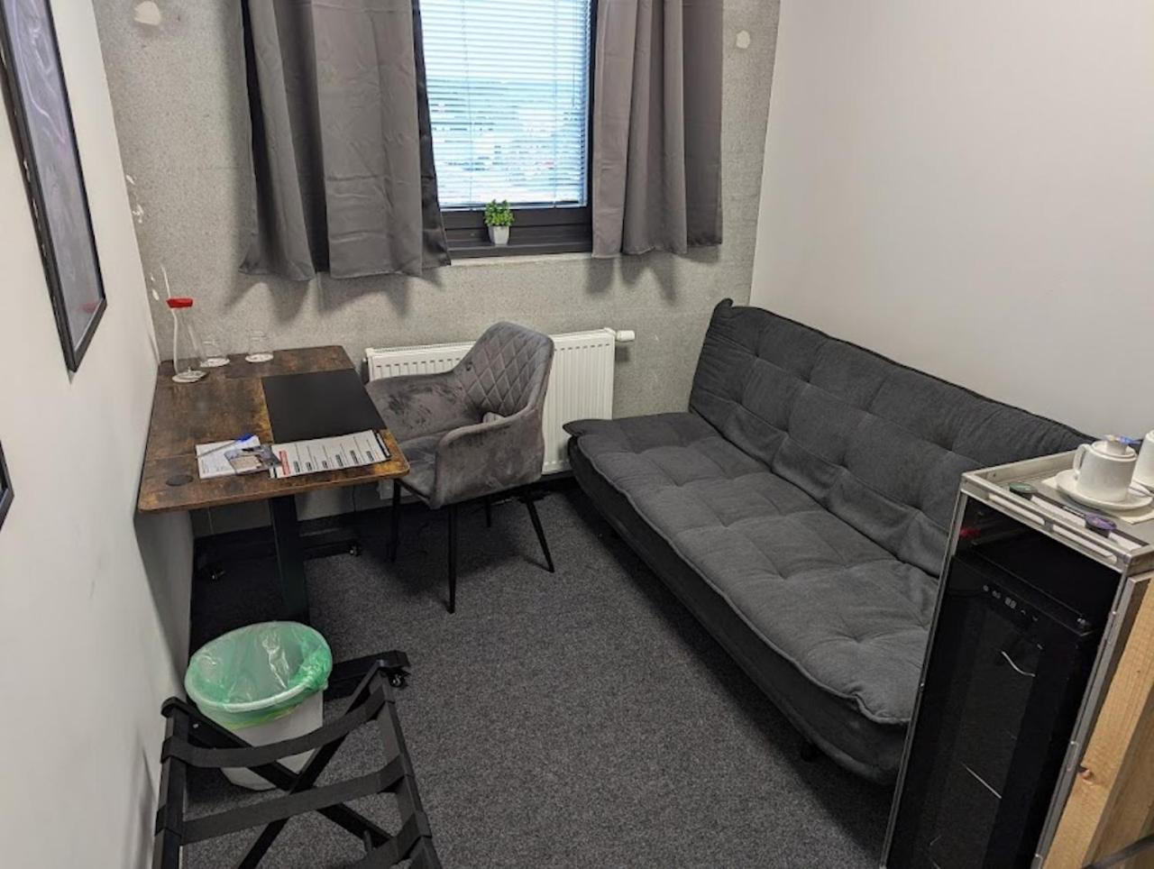 Business-Motel & 24H Selfcheckin Heimsheim Esterno foto